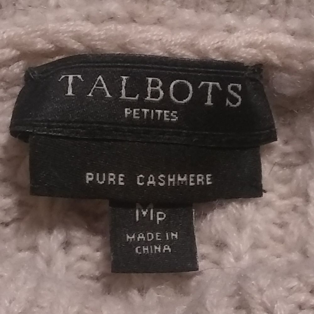 Woman's Cashmere Turtleneck Sweater
